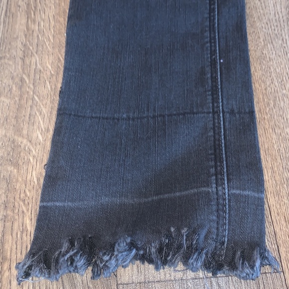 Grace in LA Womens Size 27 Skinny Easy Fit Stretchy Denim Jean NWT - Picture 5 of 16